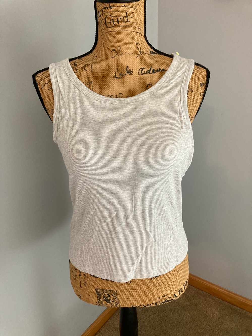 All In Motion Light Gray Ribbed Scoop Tank Top Women Size Medium